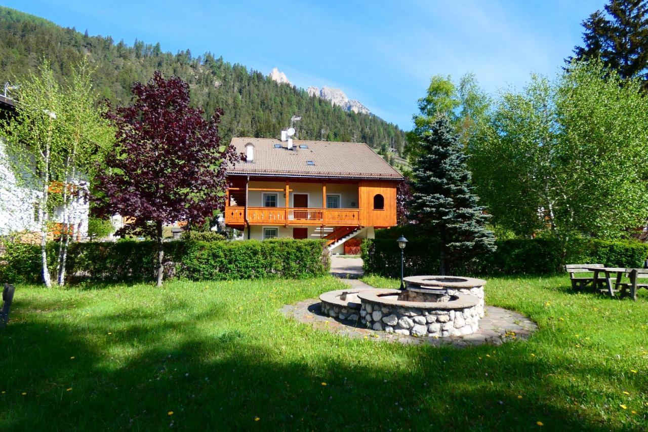 Apartmán Casa El Tobia Pozza di Fassa Exteriér fotografie