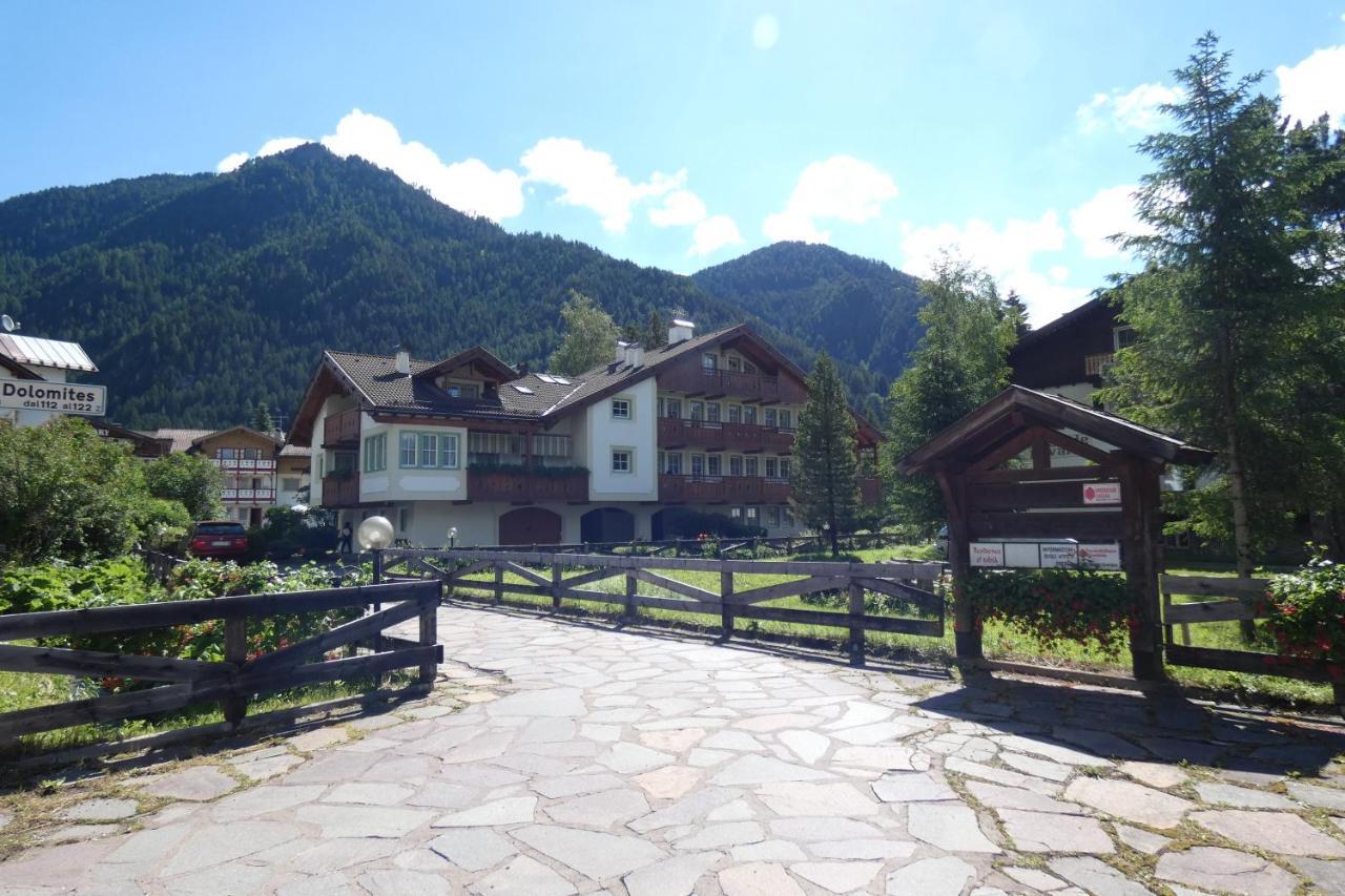 Apartmán Casa El Tobia Pozza di Fassa Exteriér fotografie